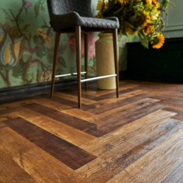 Плитка VINILAM Parquet Herringbone IS11155 Парижский паркет