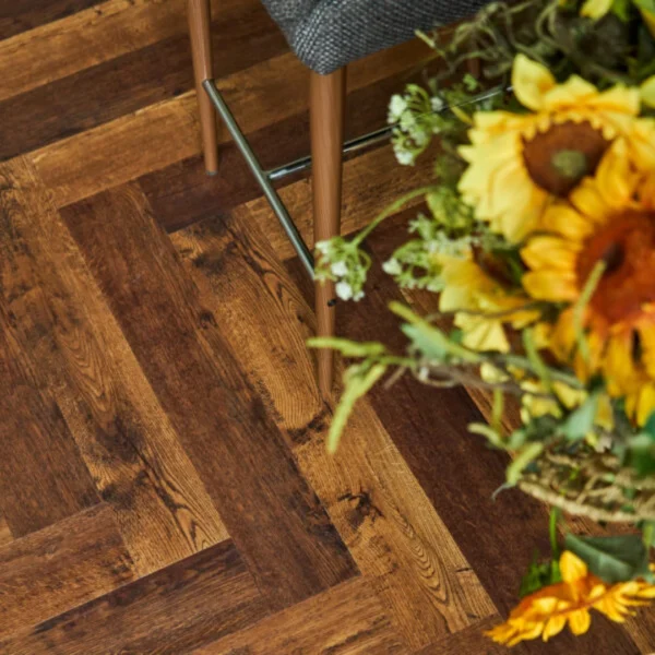 Плитка VINILAM Parquet Herringbone IS11155 Парижский паркет
