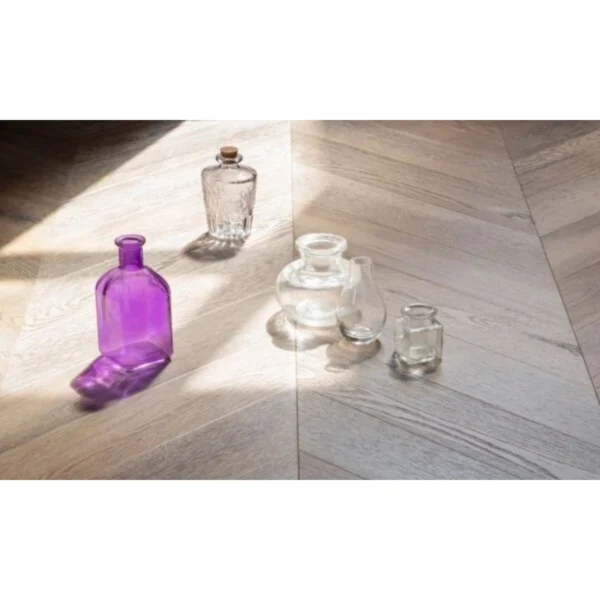 Плитка VINILAM Parquet Chevron RI153616CL4 Шампань